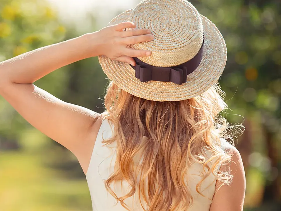 Read more about the article 5 Summer-Friendly Hair Treatments for Hair Loss
